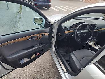 Mercedes-Benz: Mercedes-Benz E-Class: 2.2 l | 2007 il Sedan — 10