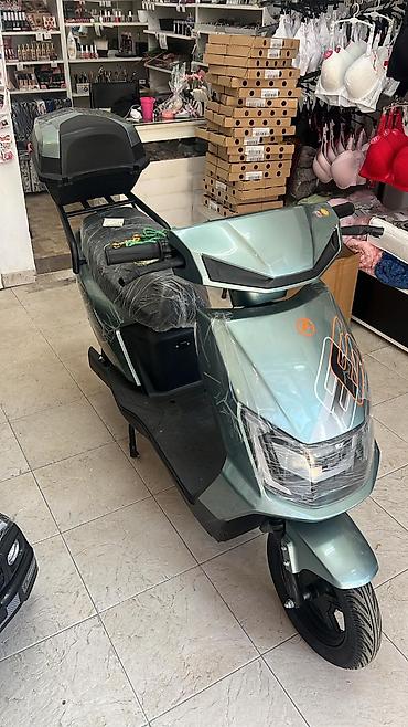 Ostali motocikli i skuteri: Električni skuter – gradski modeli Ne registruju se imaju pedale I — 14