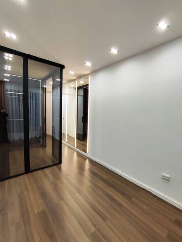 трёхкомнатная квартира: 3 комнаты, 85 м², Индивидуалка, 5 этаж, Свежий ремонт