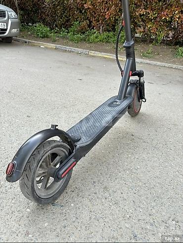velosiped 3 teker: Elektrikli Skuter Satılır tek problemi arxa teker patlaqdı 40 m lıq — 1