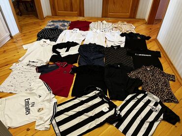Köynəklər: Koynekler M L razmerler her biri 4-5 m hamisın alana yenede endirim