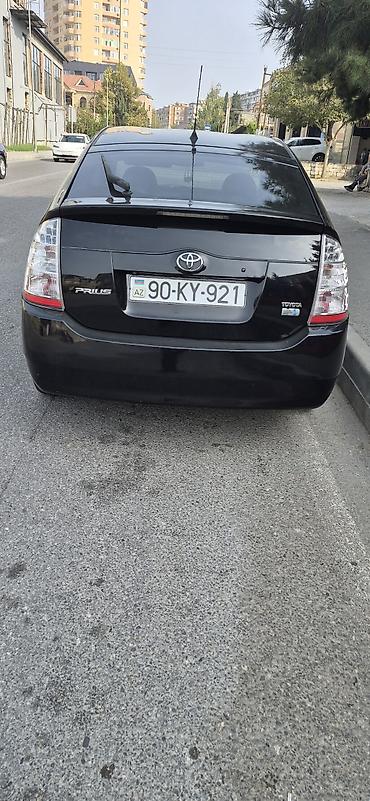 xadimə is: Şəxsi sürücü, 37 yaş, stajı 13 il, Şəxsi nəqliyyat vasitəsi ilə — 2