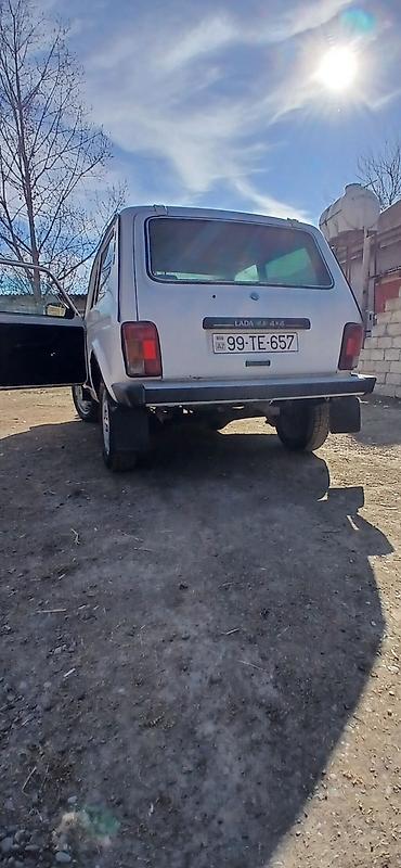 turbo az ford tranzit: VAZ (LADA) 4x4 Niva: 1.7 l | 1983 il 280000 km Sedan — 4
