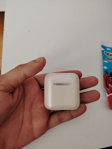 airpods qulaqciq: Qulaqlıqlar