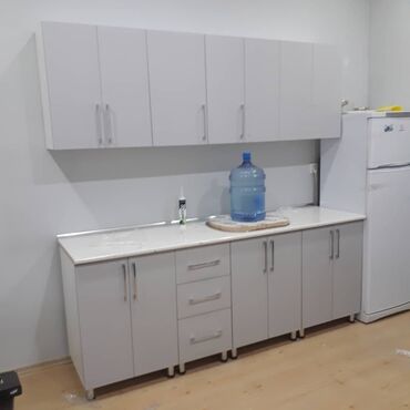 Sifarişlə mətbəx mebeli: Sifarişlə mətbəx dəsti, Özü çəkən petlələr, Mat laminat, Kredit yoxdur, Pulsuz çatdırılma — 27