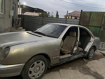 x class: Mercedes-Benz E-Class: 1996 г., 2.9 л, Механика, Дизель, Седан — 4