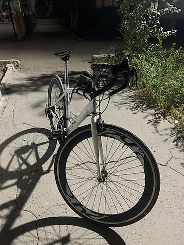 format velosiped: Шаарда жүрүүгө абдан ыңгайлуу жана жеңил велосипед сатылат. Абалы — 6