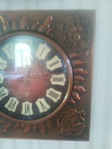 Əntiq saatlar: Divar Kvars Əntiq saat 1970 il, Paslanmayan polad — 3