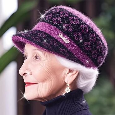 Ostala ženska odeća: Cena 1300din
Poručuje se,isporuka za nekoliko dana — 29