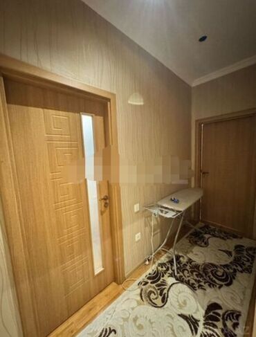Математика: Bakixanovda stansiyada kantaktin yaninda 5/3 de 75 kv 2 otaq temirli