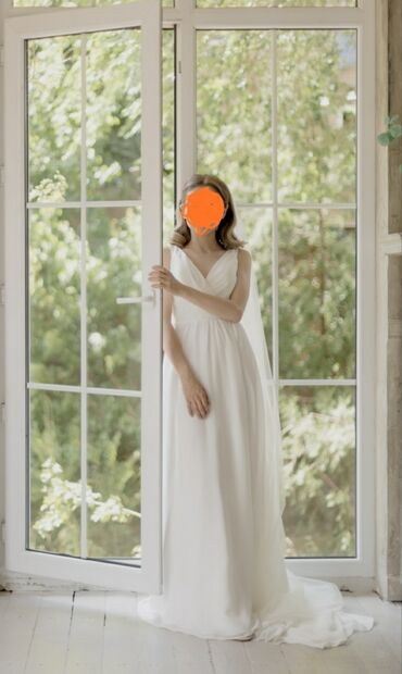 свадебное платье от дизайнера: Продаю свадебное платье. Заказывала с Германии. Сделана химчистка. Не