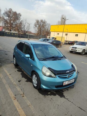 Honda: Honda Fit: 2006 г., 1.3 л, Бензин