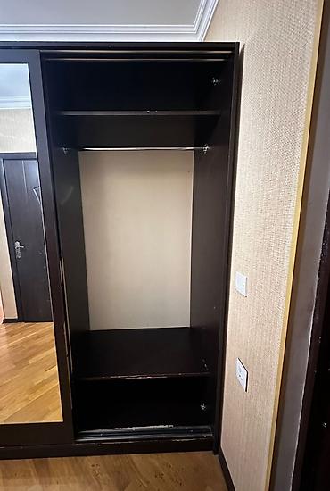 Güzgülü sürgülü qapılı paltar dolabı - Rəng: tünd qəhvəyi (wenge ton) lalafo.az -da Güzgülü sürgülü qapılı paltar dolabı - Rəng: tünd qəhvəyi (wenge ton)