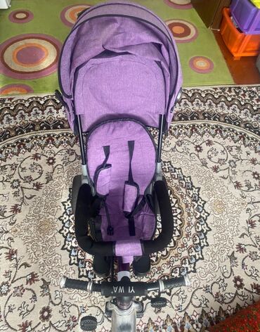 коляска xiaomi: Коляска, цвет - Фиолетовый, Б/у