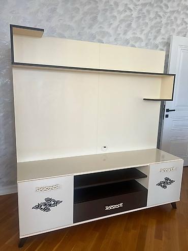 tv mini: TV stendi qonaq otagi mebeli Ela veziyyetde demek olar ishlenmeyib — 2