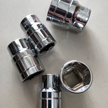 Инструменты для авто: Набор ручных инструментов набор торцевых головок набор инструментов — 8