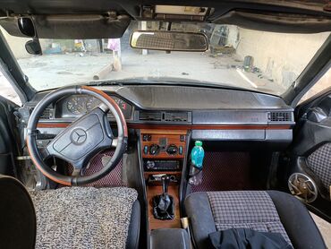 мерс 124 балыкчы: Mercedes-Benz W124: 1992 г., 2.8 л, Механика, Бензин, Седан