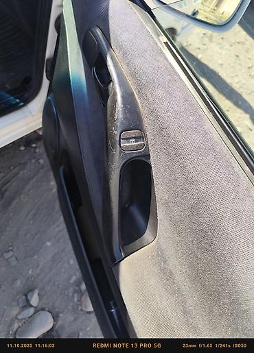 Volkswagen: Volkswagen Passat: 1994 г., Седан — 8