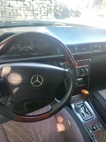 sonata yf: Mercedes-Benz W124: 1993 г., 2.2 л, Автомат, Бензин, Седан — 5