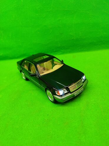 аккумуляторные батареи для игрушечных машин: Моделька Мерседес машинка металлическая🚘 Комплектация товара: 1