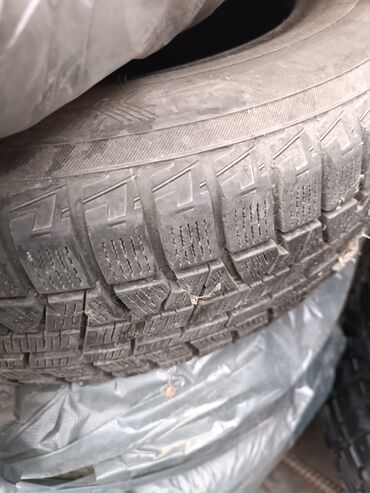 шины на маз: Продаю зимнюю резину!!!
185/65/R15
В очень хорошем состоянии!