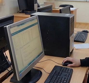 mac utu feni: Masaüstü kompüter yəni,informatika hazırlığı Tərkib: - Sistem bloku — 1