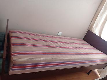 Tek nəfərlik çarpayı və döşək dəsti - Ölçü: təxmini 90x190 sm tək
