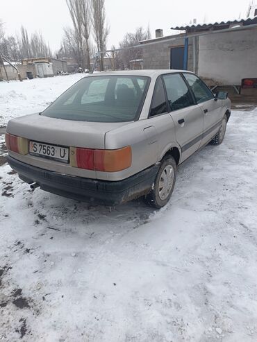 спринтер машина: Audi 80: 1987 г., 1.8 л, Механика, Газ, Седан