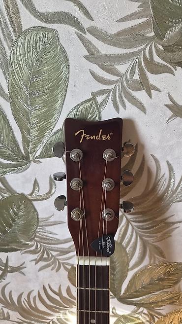 Musiqi alətləri: Fender CD-140SCE elektro-akustik gitaradi alınandan bəri cəmi 1 ay — 4