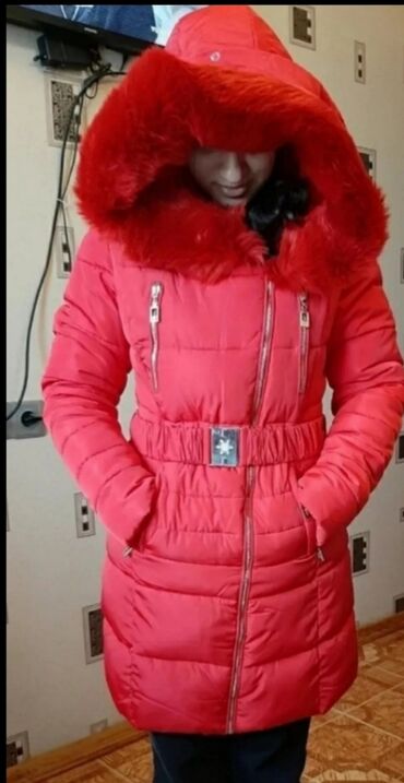 payiz qis geyimleri instagram: Женская куртка L (EU 40), цвет - Красный
