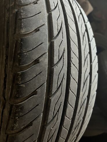 шина 225 55 16: Две автомобильные шины размера 195/55R16 с индексом нагрузки 87V