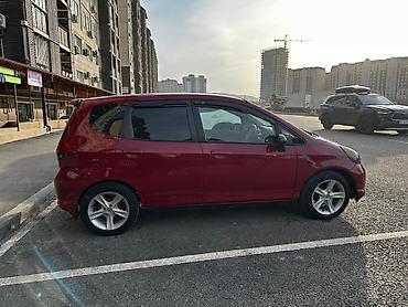 Honda: Honda Fit: 2003 г., 1.3 л, Хэтчбэк — 3