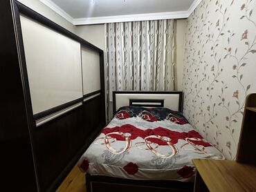 Yataq otağı dəstləri: İkinəfərlik çarpayı, Dolab, İşlənmiş