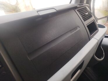 Ford: Ford Transit: 2.2 l | 2010 il 267200 km Van body type — 9