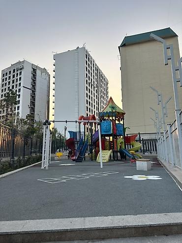 ищу кывартира: Элитка, 4 комнаты, 160 м² — 3
