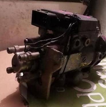 Auto-delovi: BOS PUMPA ZA FORD FIESTA OD 2000. DO 2002. GOD. | FORD velika ponuda — 2