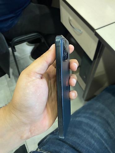 iphone 11: IPhone 15, 128 GB, Black Titanium, Zəmanət, Simsiz şarj, Face ID — 3