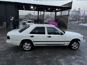 Mercedes-Benz: Mercedes-Benz W124: 1985 г., 2.3 л, Механика, Бензин, Седан — 3