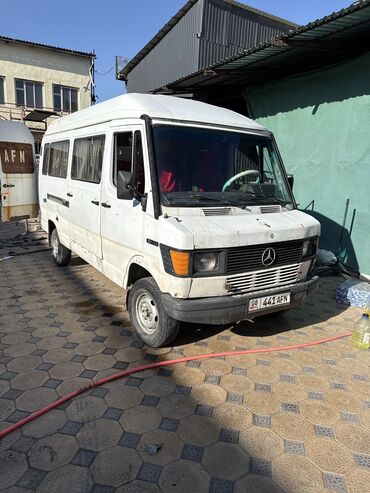 шины на бус сапог: Mercedes-Benz T1: 1992 г., 2.9 л, Механика, Дизель, Бус