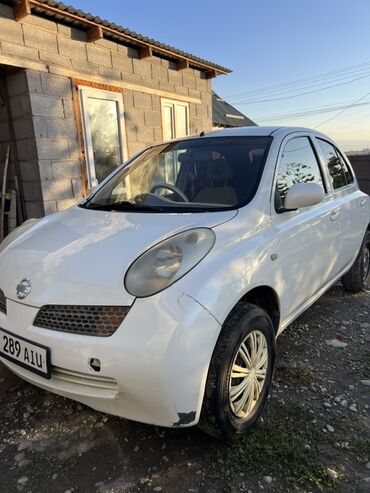Nissan: Nissan March: 2002 г., Автомат, Бензин, Седан