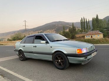 скупка старых автомобилей: Volkswagen Passat: 1994 г., 1.8 л, Механика, Бензин, Седан
