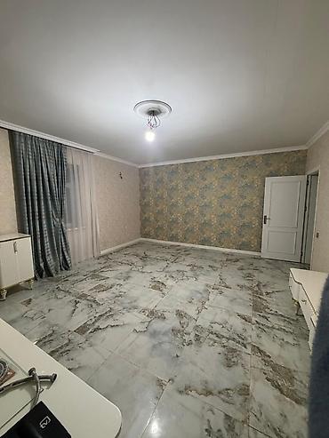 oguz ev: Bineqedi cume mescidinden iceri 4 otaq heyet evi 400 manata esyasiz — 4