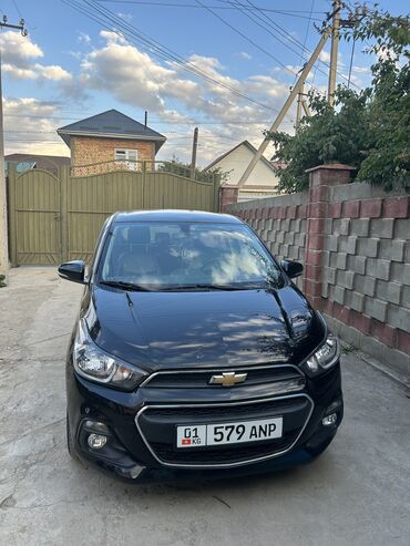 chevrolet 2014: Chevrolet Spark: 2017 г., 1 л, Вариатор, Бензин, Хэтчбэк