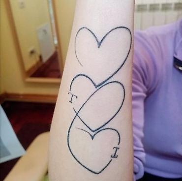 Lepota i zdravlje: Diplomirani slikar, crtač, konzervator Ali pre svega tattoo majstor — 25