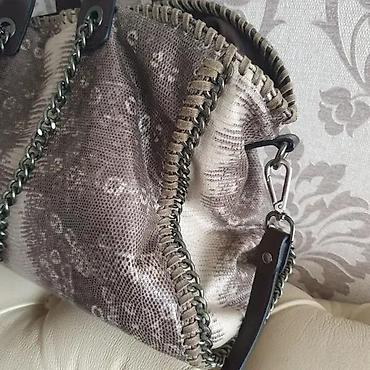 Kompleti: 1.LOOKAT TORBA, DIVNA, 2. COLLISTAR TASNICA I 2 NESESERA | 1 — 12