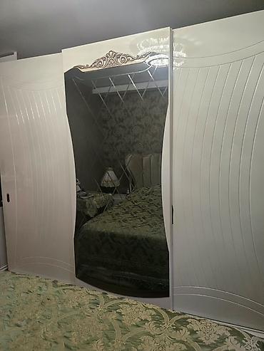 iskaf: Yataq otağı dəstləri — 1