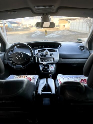 Renault: Renault Scenic: 2008 г., 1.5 л, Механика, Дизель, Минивэн — 7