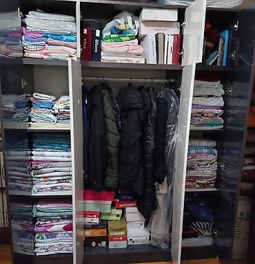 işlənmiş skaflar: İşlənmiş, 3 qapılı, Güzgülü, Açılan, Düz dolab — 1