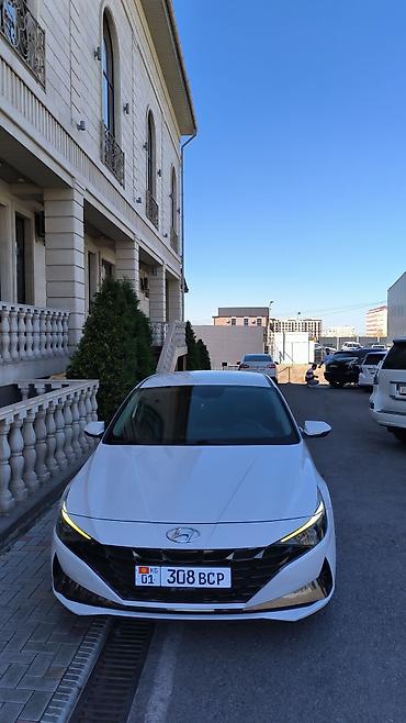 Продажа авто: Hyundai Avante: 2021 г., 1.6 л, Бензин, Седан — 2