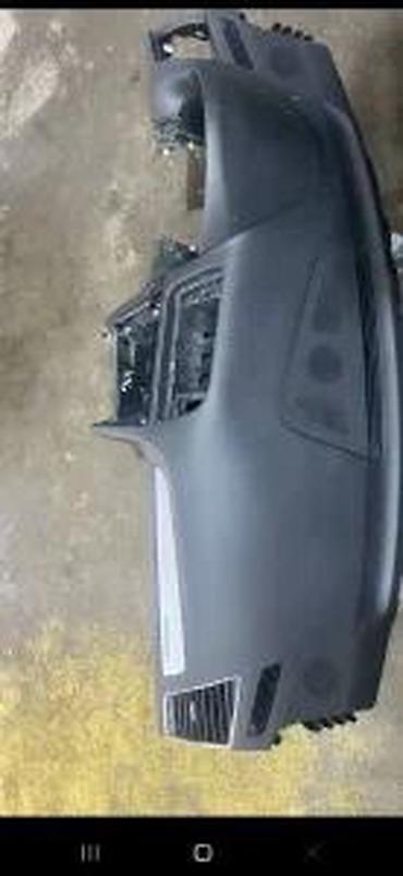 alternator cena: AUDI Q5 AIR BAG TABLA CRNA BOJA ORIGINAL | Aidi delovi ZEMUN   — 2
